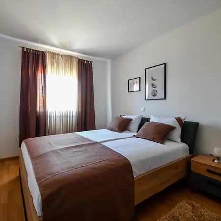 Lejlighed Spacious Nero With Free Parking