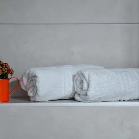 Spacious Nero With Free Parking * Zadar