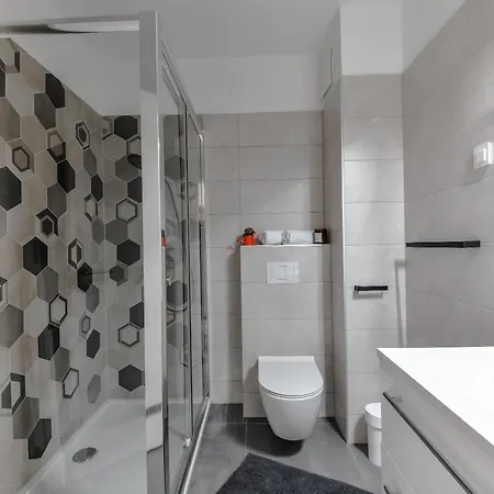 Spacious Nero With Free Parking Appartement *