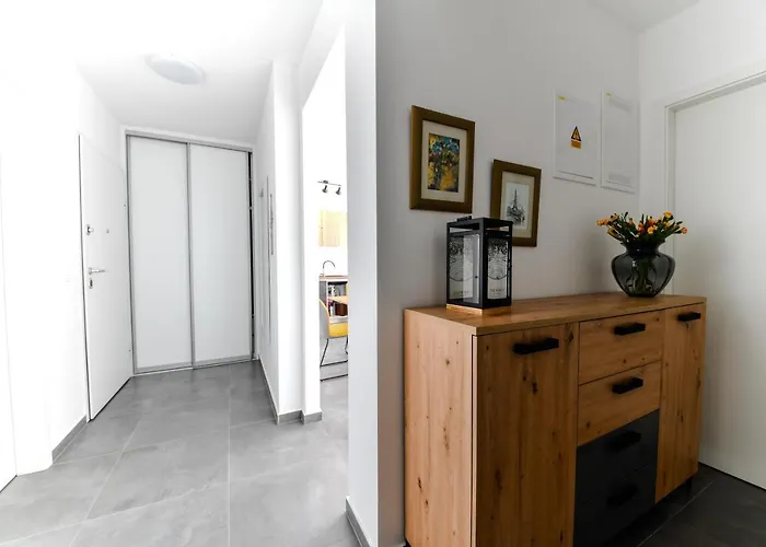 Spacious Nero With Free Parking Apartamento